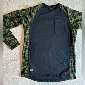 NWOT Ariat FR Men's Black and Neon Green Camo Long Sleeve Tee